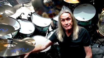IRON MAIDEN's NICKO MCBRAIN Shares Part Three Of Video Tour Of Drum Kit He Is Using On 2022 Leg Of 'Legacy Of The Beast'